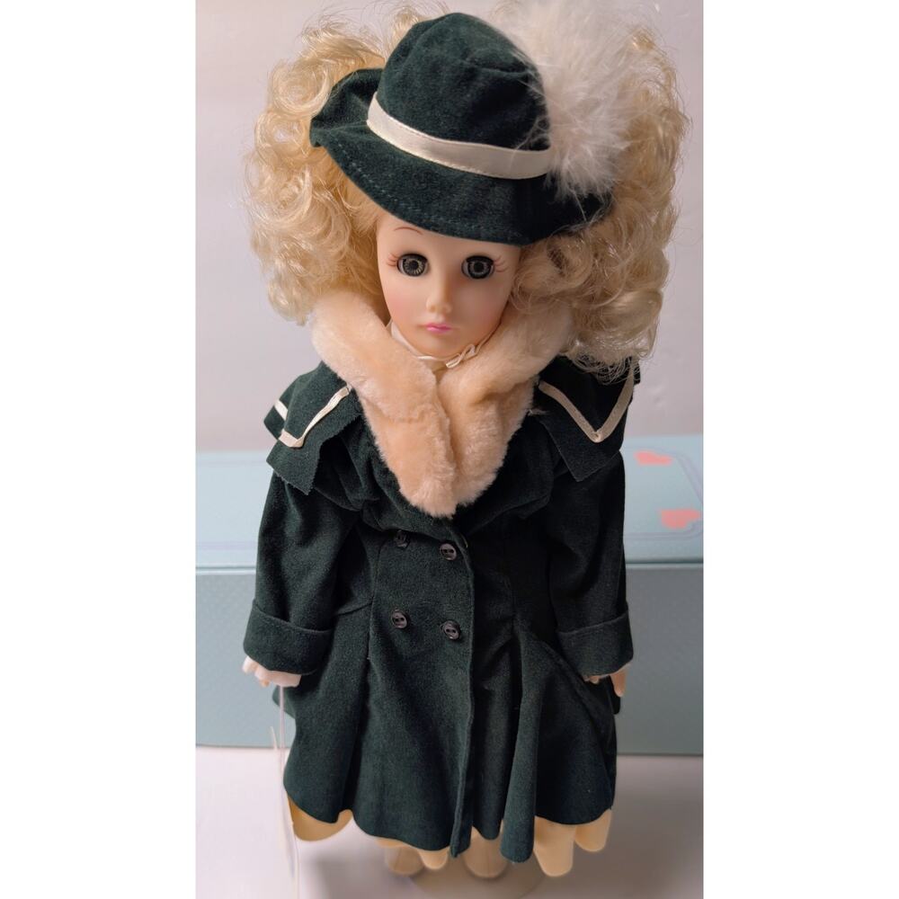 Vtg Effanbee Tracey Porcelain Doll 13.5" Mother FB 2310 Currier & Ives 1989 HTF